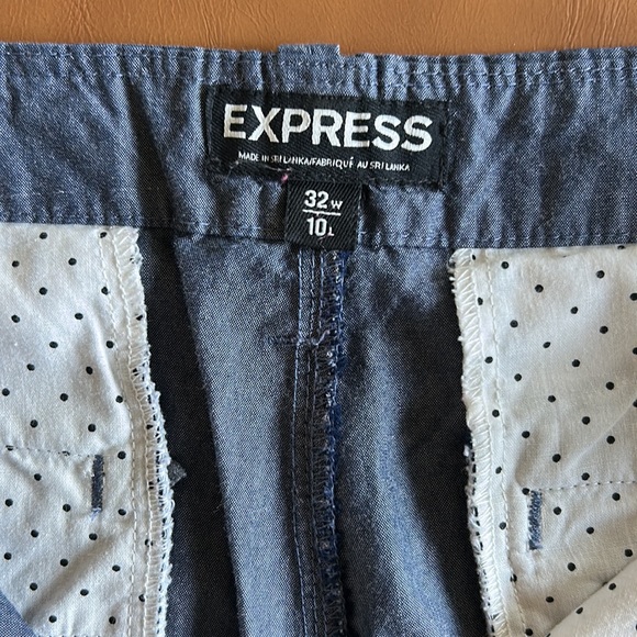 Blue - Picture 4 of 4